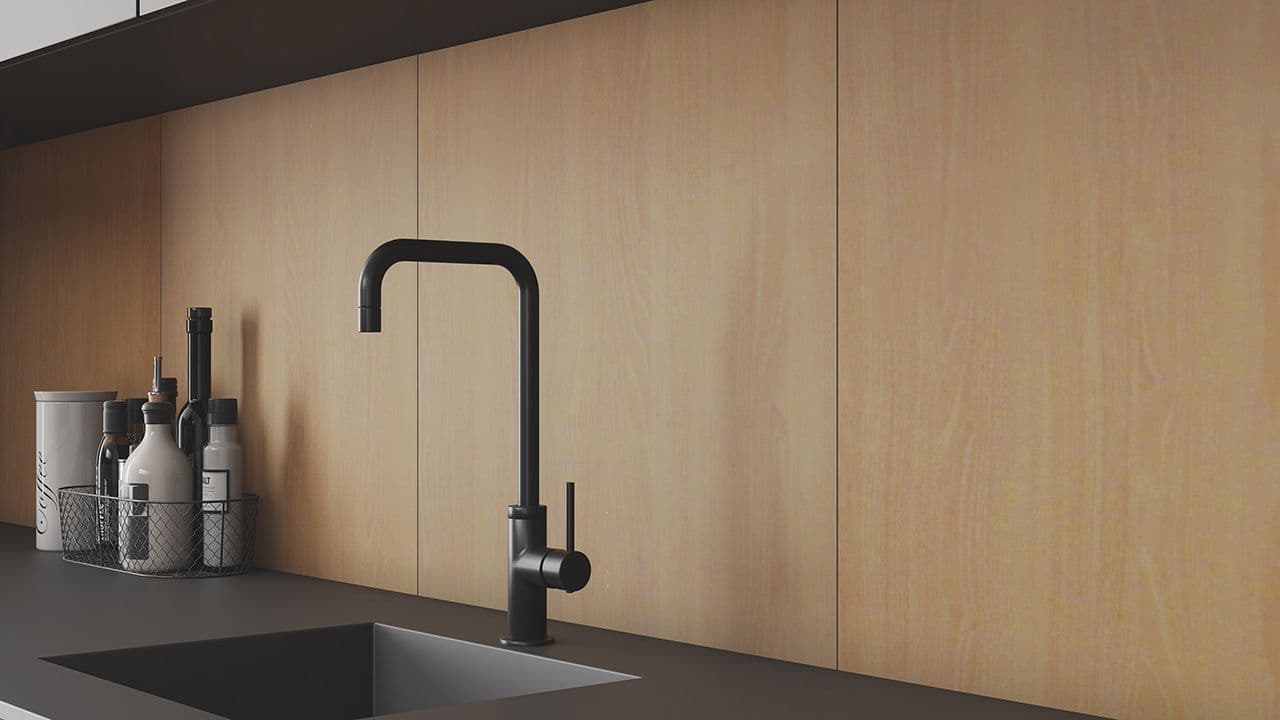 Smartpanel kitchen board i eik på nytt kjøkken.